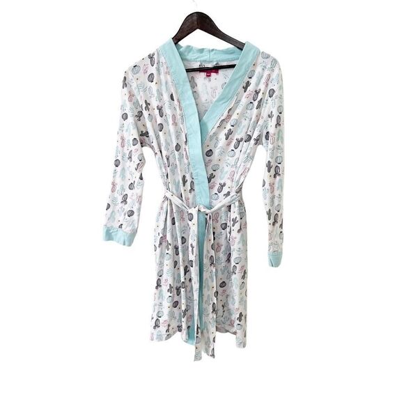 Charisma Whitw Blue Succulent Print Lightweight Dressing Robe - Picture 1 of 8